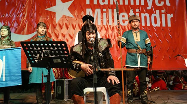 Demokrasi nöbetinde muhteşem final