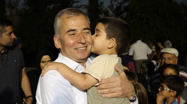 Denizli, mahalle iftarlarında kenetleniyor