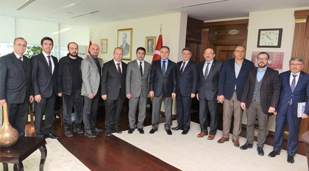 Denizli Ticaret Odası, Denizli Valisi Altıparmak’ı ziyaret etti