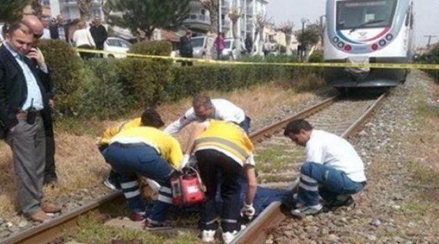 Denizli Treninin Önüne Atladı