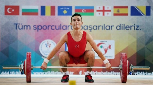 Denizlili Halterciler Milli Takım kampında