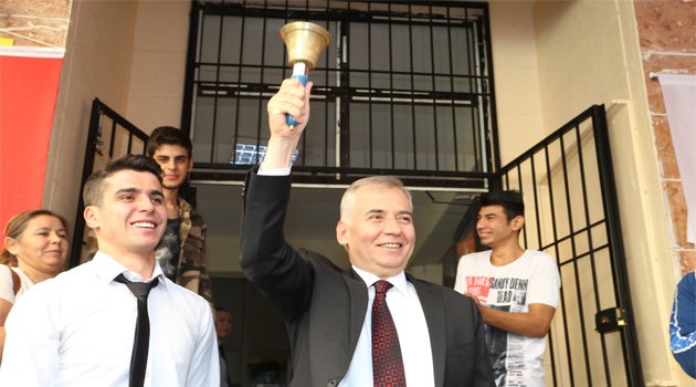 Eğitim için El Ele’de ilk ders zili çaldı