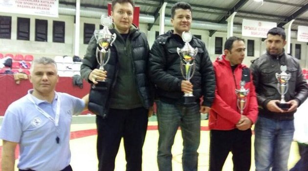 GENÇ PEHLİVANLAR MİNDERE ÇIKTI