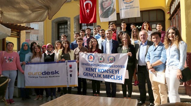 Gençlere proje eğitimi