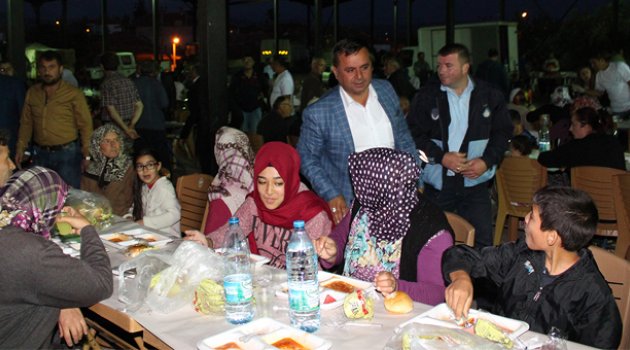 HAİNLERE İNAT KENETLENİYORUZ