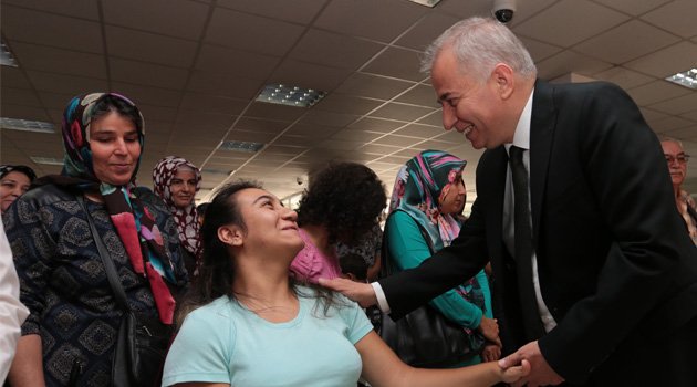 Halk Günü 1 yaşını doldurdu