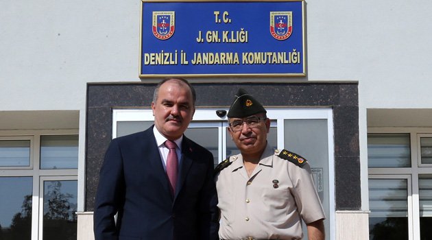 JANDARMA KOMUTANI YILDIZ’A TEŞEKKÜR ZİYARETİ