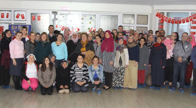 Kadın Meclisinden çocuk ve ebeveyn semineri