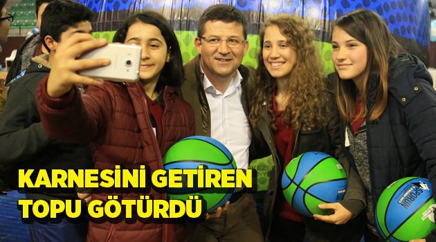 KARNESİNİ GETİREN TOPU GÖTÜRDÜ