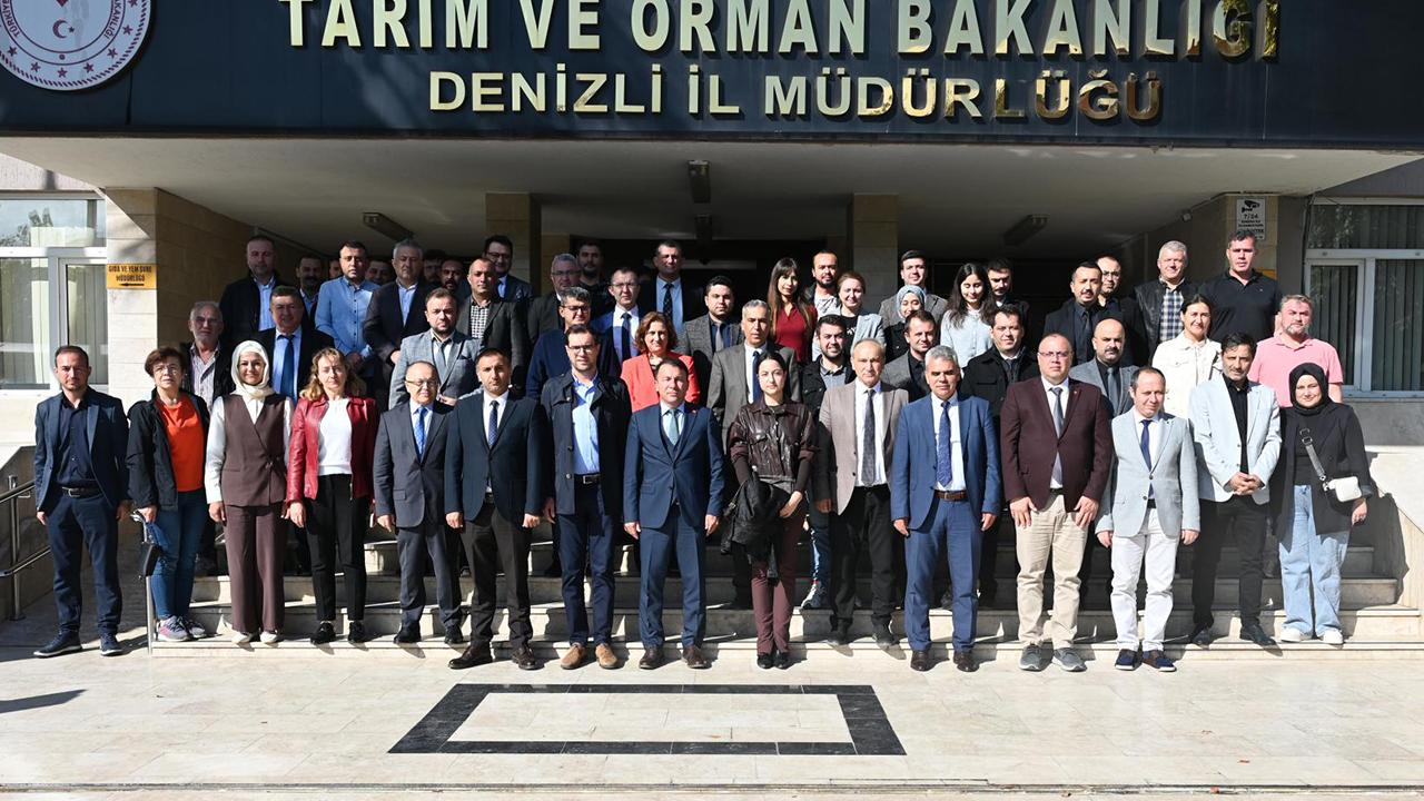 DENİZLİ’NİN TOPRAKLARI ORGANİK MADDE İLE BEREKETLENİYOR