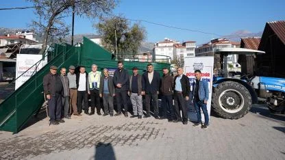 Denizli Büyükşehir’den Serinhisar’a makine desteği