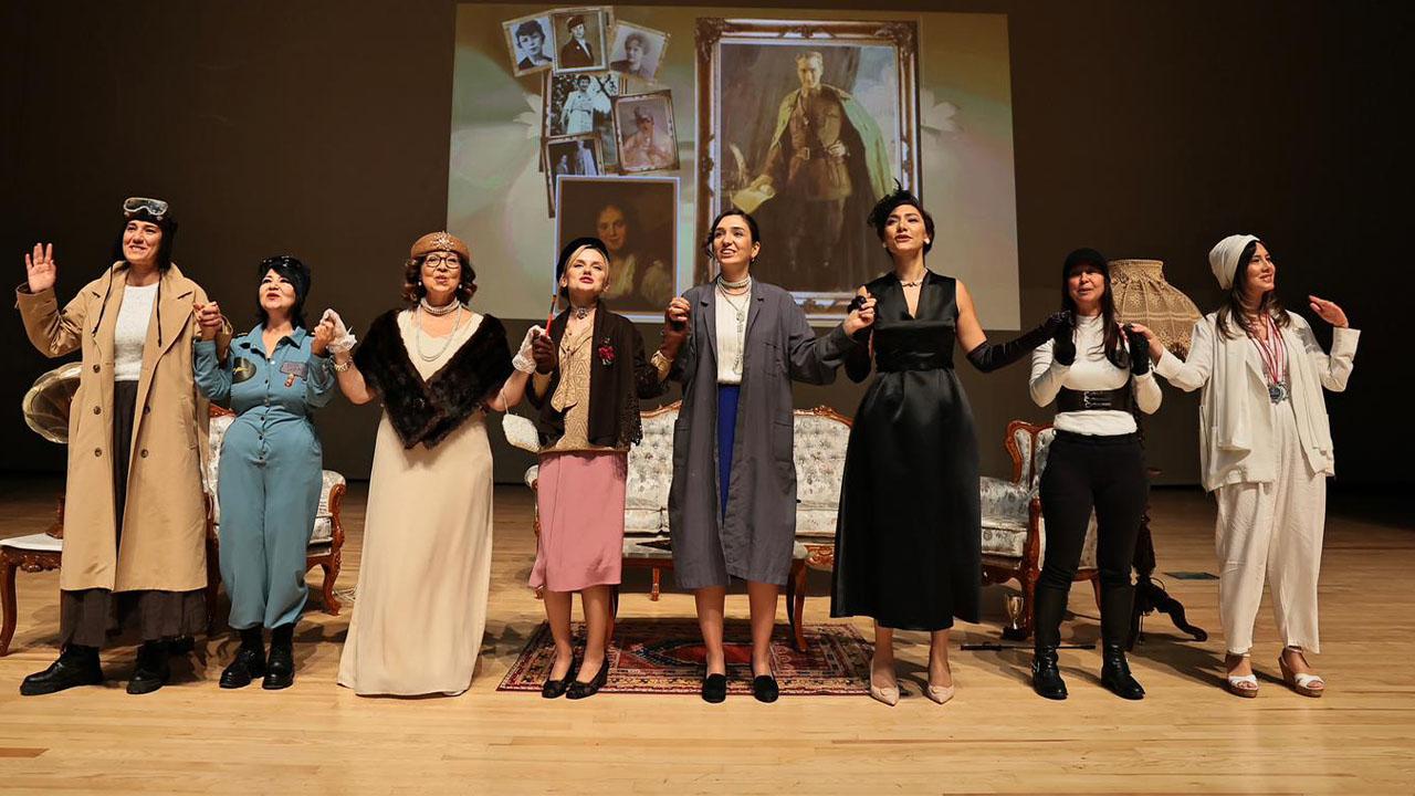 Denizli Büyükşehir’den &quot;Zamansız Kadınlar&quot; gösterisi