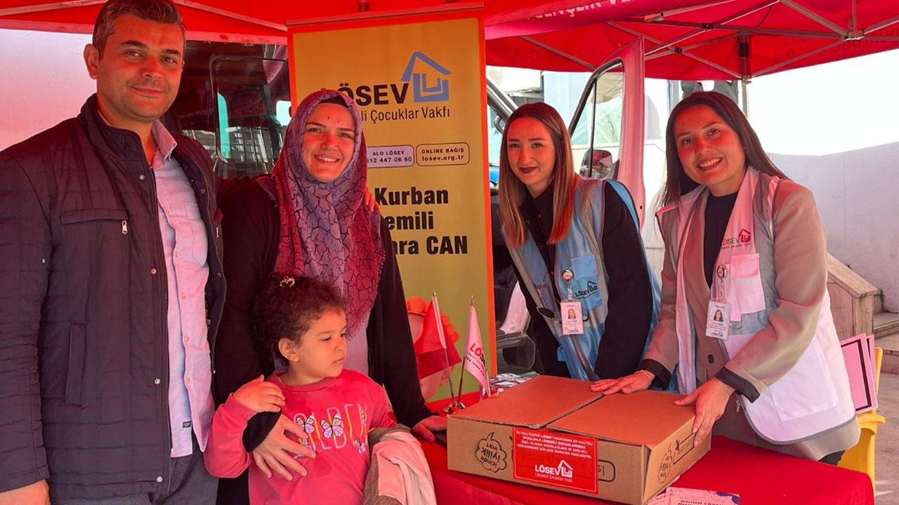 LÖSEV MUTLU ET PAKETLERİ İLE MUTLULUK PAYLAŞTIKÇA ÇOĞALIYOR