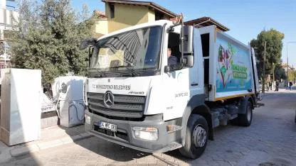 MERKEZEFENDİ’DE ÇÖP ARABALARINDAN TEMİZ KOKULAR YAYILIYOR