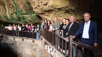 MERKEZEFENDİLİ KADINLAR GEZİYOR