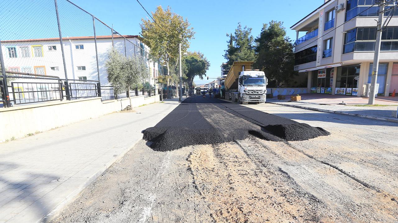 PAMUKKALE’DE YOL ÇALIŞMALARI SÜRÜYOR
