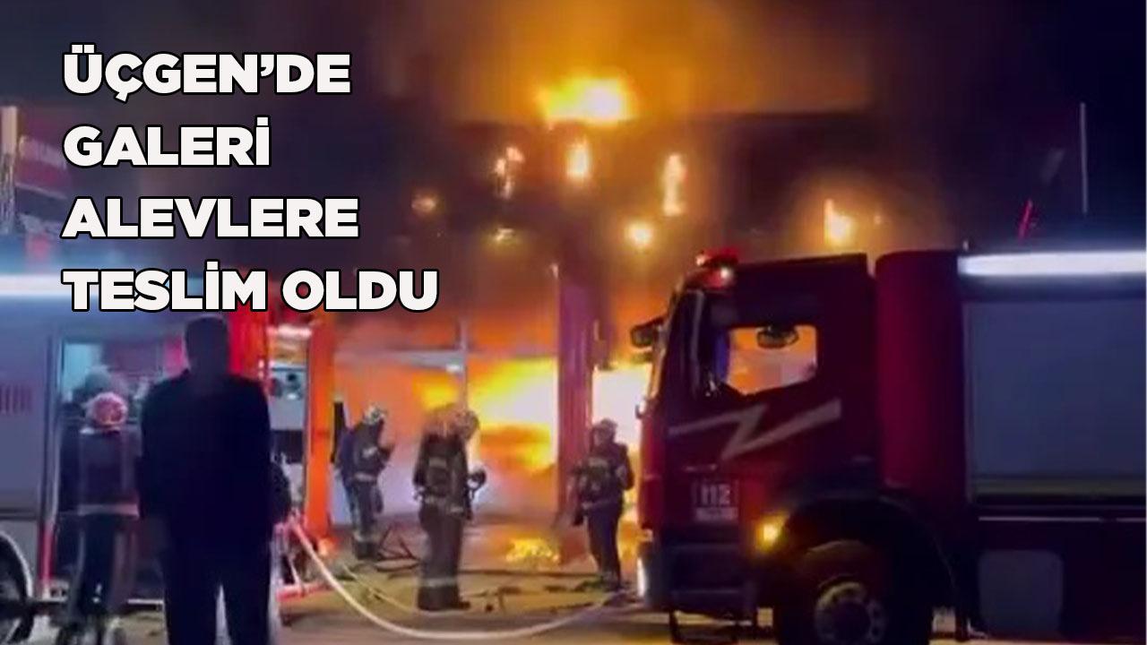 Üçgen&#039;de galeri alevlere teslim oldu
