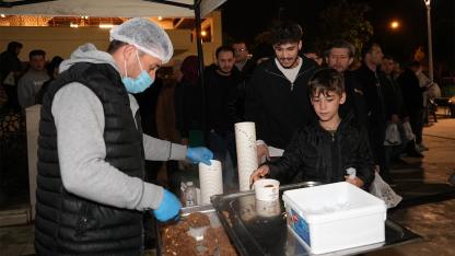 Denizli Büyükşehir kandil geleneğini yaşatıyor