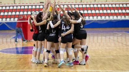 Denizli’nin Sultanları Manisa'ya yenildi