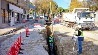 DESKİ’den Buldan’a yağmur suyu hattı döşeniyor