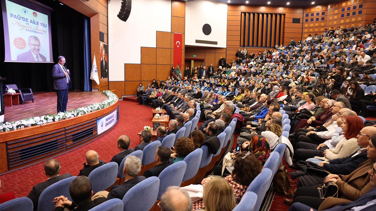 Hayati İnanç, PAÜ’de 2025 Aile Yılı Etkinlikleri’ne katıldı