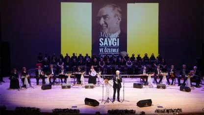 Mısralar, öyküler ve notaların ruhu bu gecede birleşti