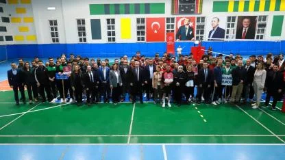 YURTLİG YURTLAR ARASI SPOR TURNUVASI  BAŞLADI