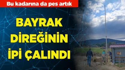 Denizli'de Bayrak direğinin ipi çalındı