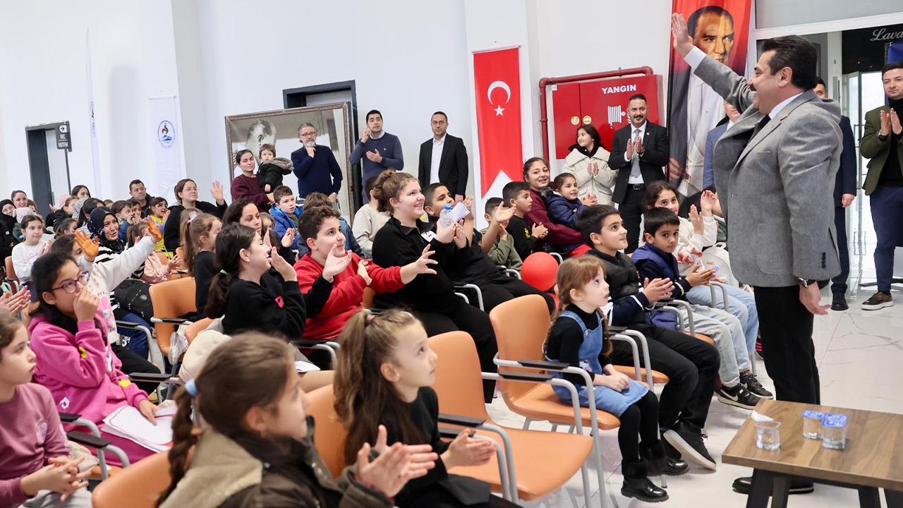 PAMUKKALE SÖMESTİR FESTİVALİ’NDE ÇOCUKLAR EĞLENİYOR