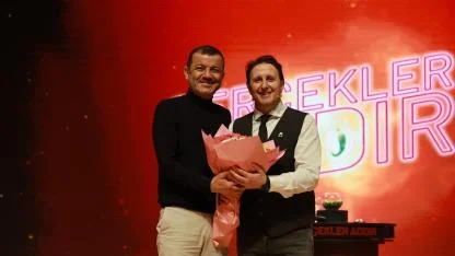 Denizli Komedi Festivali’nde kahkaha maratonu sürüyor