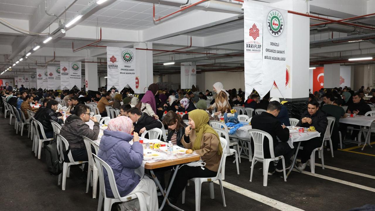 DENİZLİ OSB’NİN İFTAR SOFRASINDA 3 BİN ÖĞRENCİ BULUŞTU