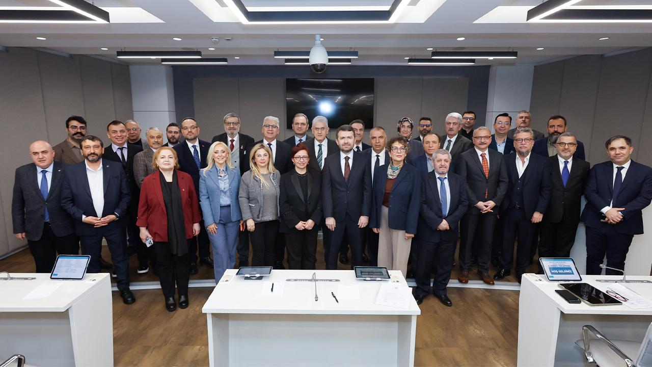 Genel Kurulda basının desteklenmesine yönelik düzenlemeler