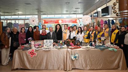 PAÜ Hastanelerinde Sanat Engel Tanımaz Sergisi Açıldı