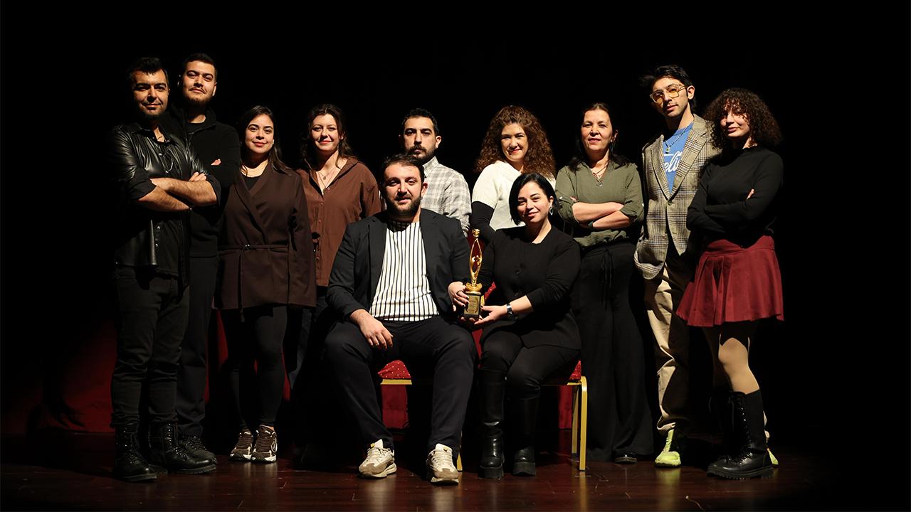 ULUSLARARASI ÇOCUK TİYATROSU ÖDÜLÜ MERKEZEFENDİ’NİN OLDU