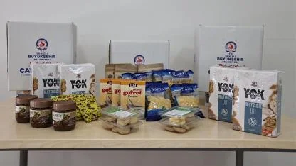Büyükşehir’in glütensiz gıda paketleri sahiplerine ulaştı