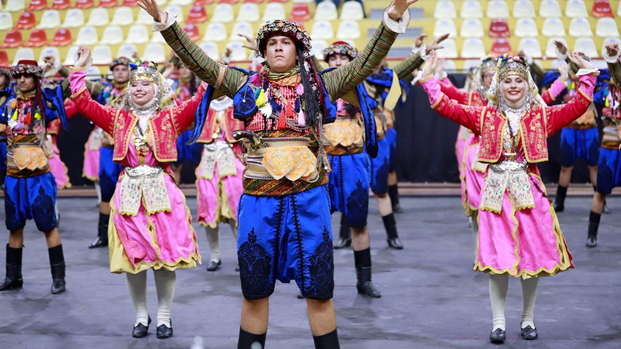 HALK OYUNLARI ŞÖLENİ İÇİN GERİ SAYIM BAŞLADI