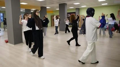 ÖĞRENCİLER YURTLARDA HALK OYUNLARI ÖĞRENİYOR