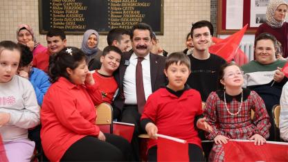 BAŞKAN ERTEMUR’DAN OTİZM GÜNÜ’NDE AİLELERE MÜJDE