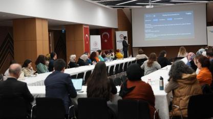 Girişimci kadınlara markalaşma ve stratejik satış eğitimi