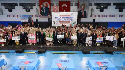 HALK OYUNLARI ŞÖLENİ BULDAN’DA İZLEYENLERİ MEST ETTİ