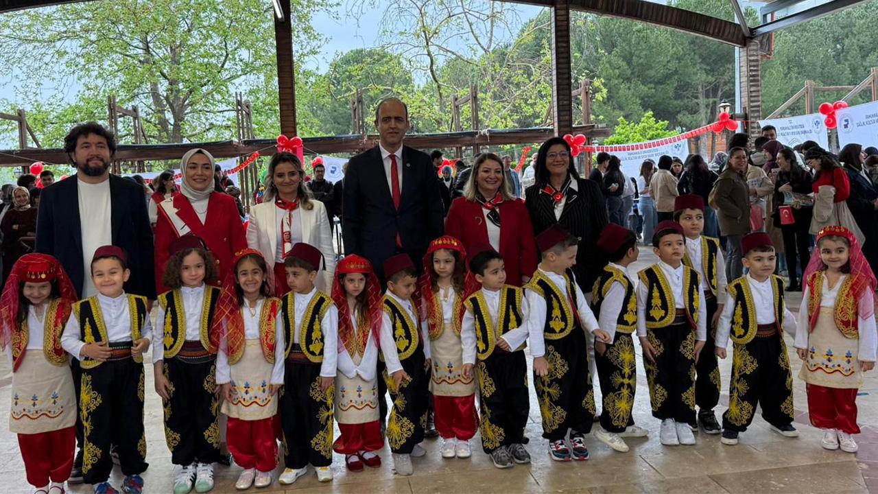 PAÜ Çocuk Üniversitesi, 23 Nisan'ı farklı kutladı