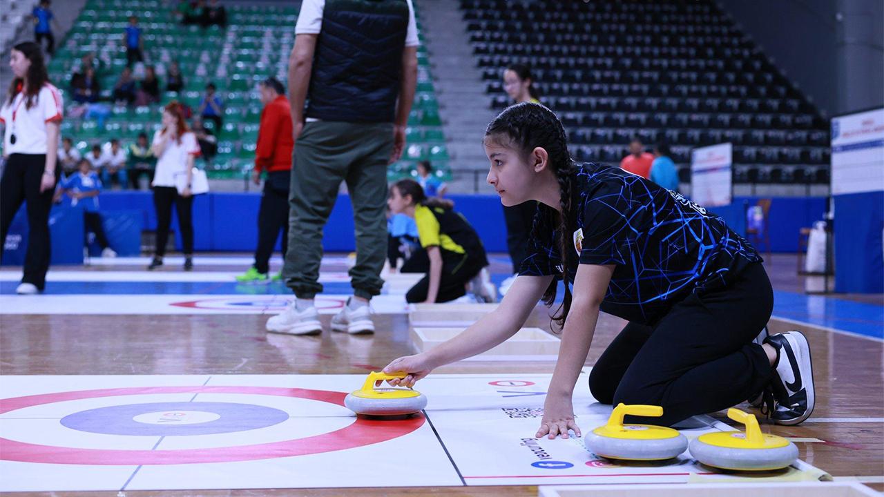 FLOOR CURLİNG TÜRKİYE FİNALİSTLERİ DENİZLİ’DE BELLİ OLDU
