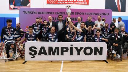 PAMUKKALE’NİN ‘ENGELSİZ YÜREKLERİ’ ARTIK SÜPER LİG’DE
