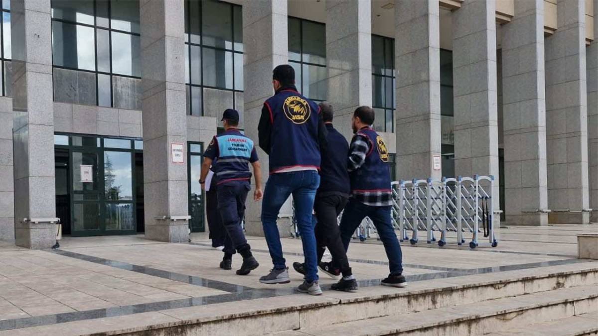 Turistlerin odalarını soyan otel çalışanı yakalandı