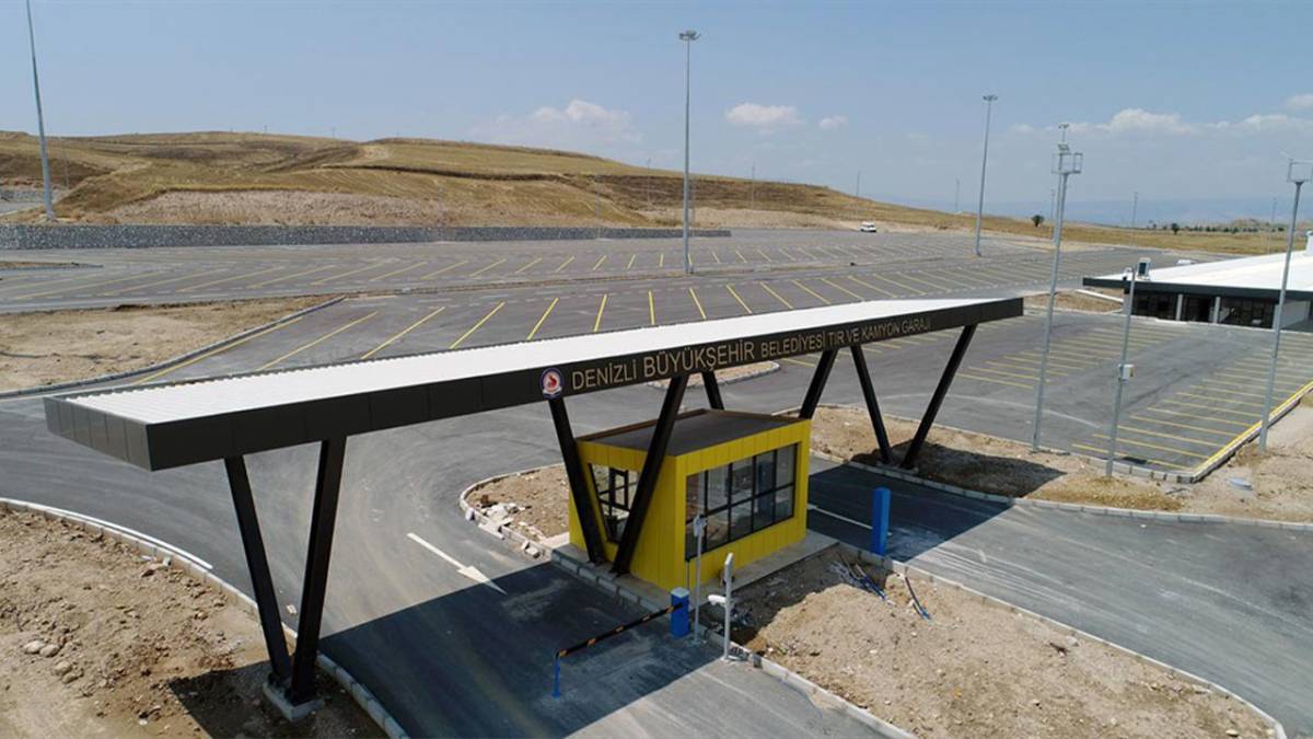 DENİZLİ BÜYÜKŞEHİR TIR GARAJINI GERİ ALIYOR