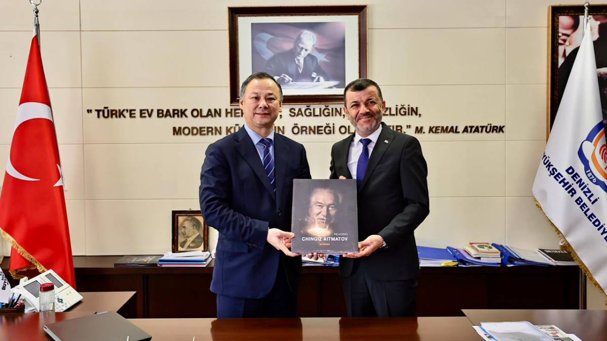 Denizli’de Kırgız rüzgarı esti