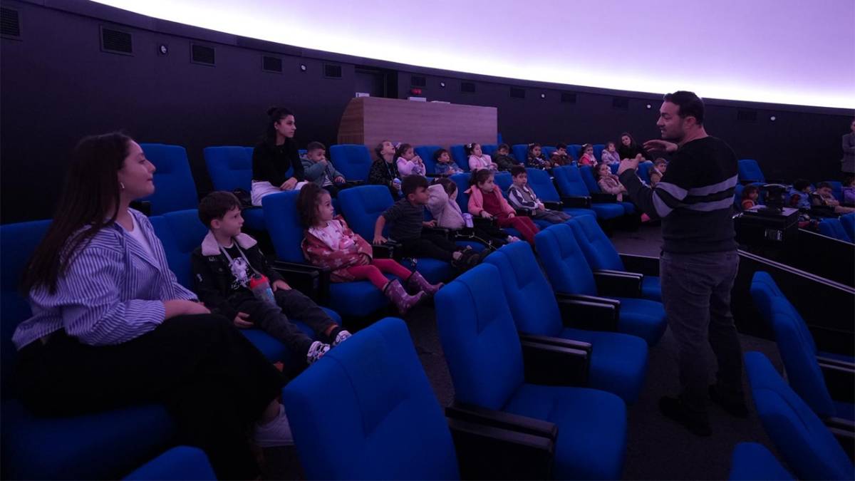 Çocuk Gelişim Merkezi minikleri uzayın gizemini keşfetti