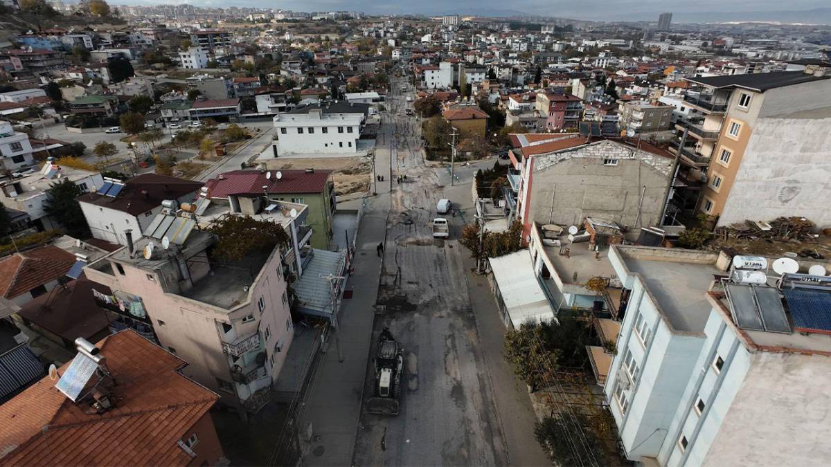 Merkezefendi’de yol çalışmaları durmuyor