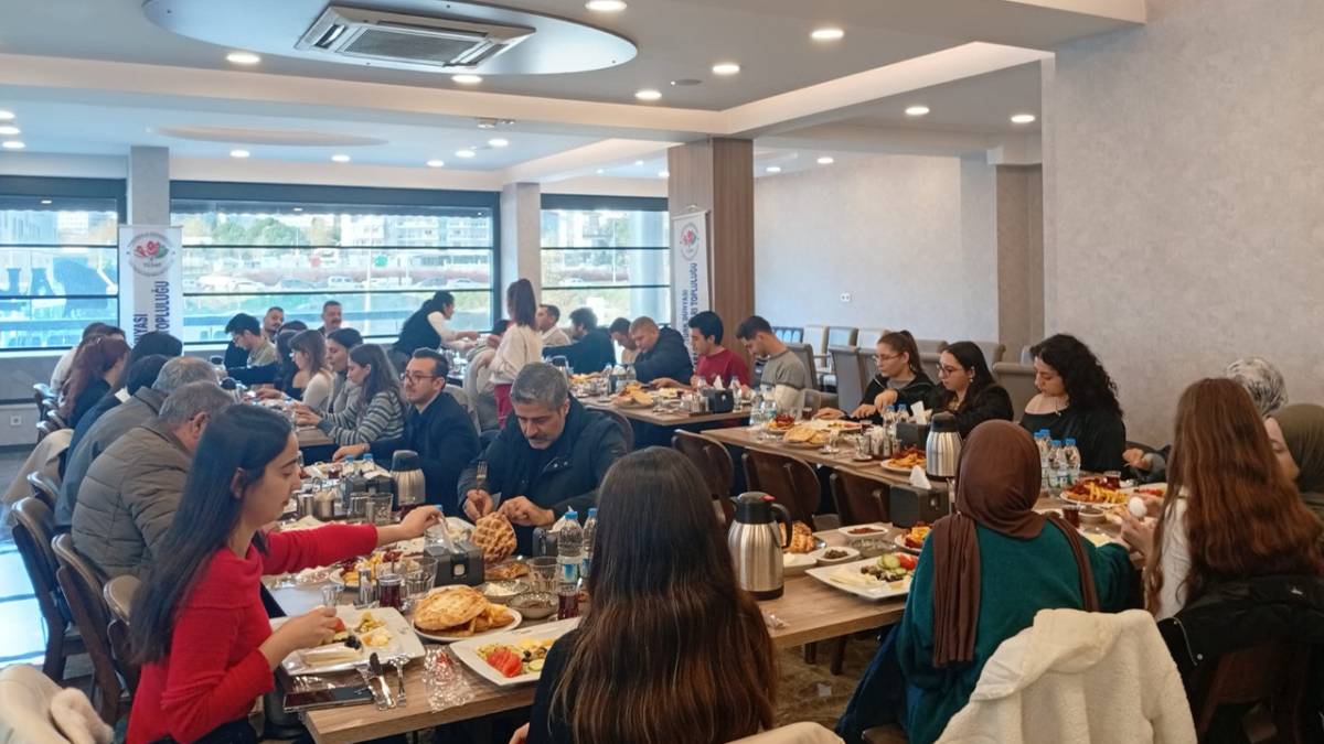 SOLAK: “TÜRK KÜLTÜRÜNÜ VE AİLE DEĞERLERİNİ DAİMA YAŞATIN”