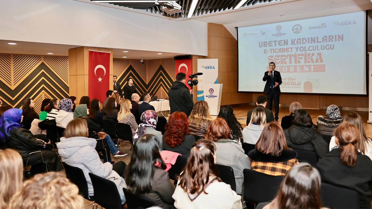 “Üreten Kadınların E-Ticaret” sertifikaları verildi